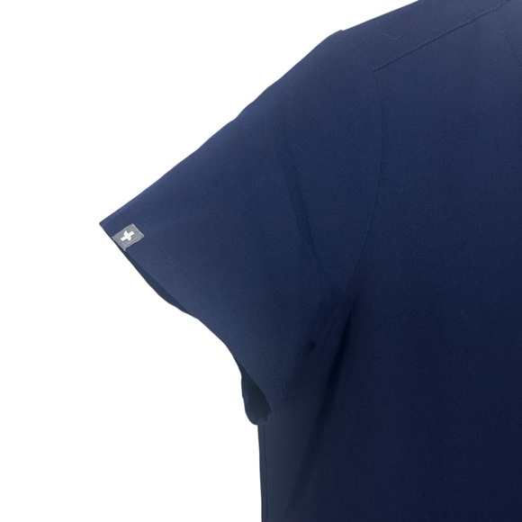 FIGS Casma Scrub Top Womens Small Navy Blue Technical Collection FW1100 - Picture 9 of 11
